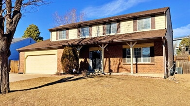 Building Photo - Fantastic 4 Bed 3 Bath 2 Car Garage Home in Aurora Highlands! NEW Carpet! NEW Paint! NEW Bathroom...