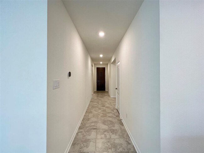 Building Photo - 2107 Katalonia Ln
