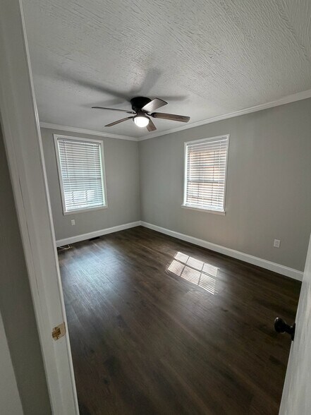 Building Photo - 5618 Madonna Cir