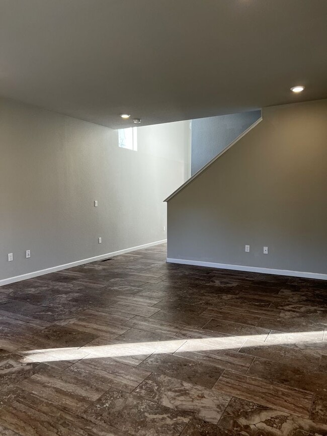 Building Photo - 790 Sarcinella Ct