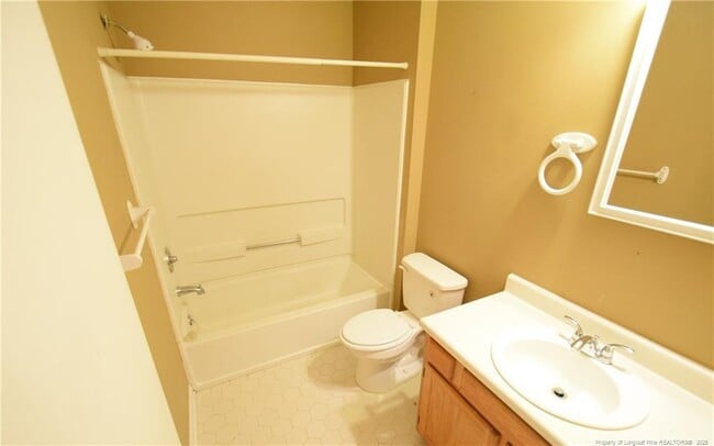 Building Photo - 1328 Butterwood Cir