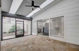 Building Photo - 13914 Swiss Hill Dr