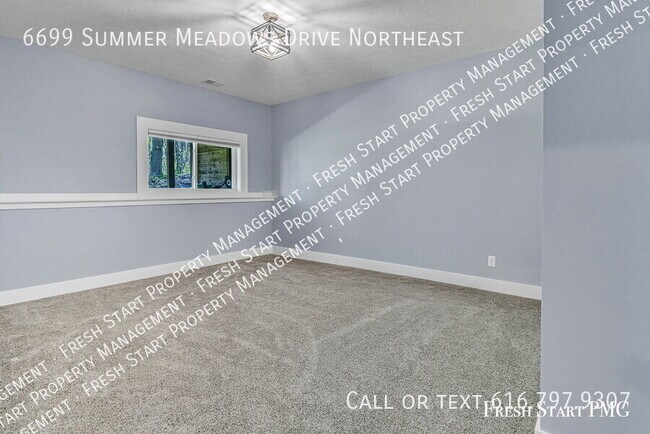 Building Photo - 6699 Summer Meadows Dr NE