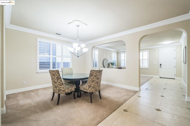 Building Photo - 6343 Crystal Springs Cir