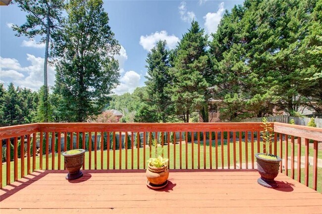 Building Photo - 3040 Stone Rd