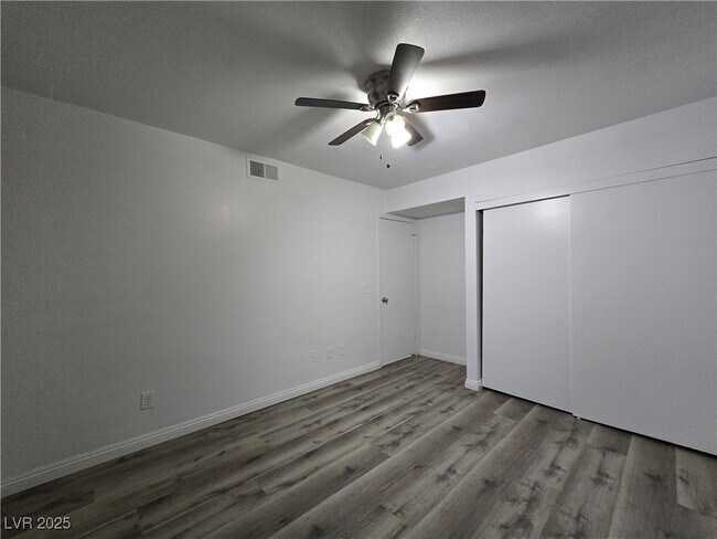 Building Photo - 2742 Alicialynn Way