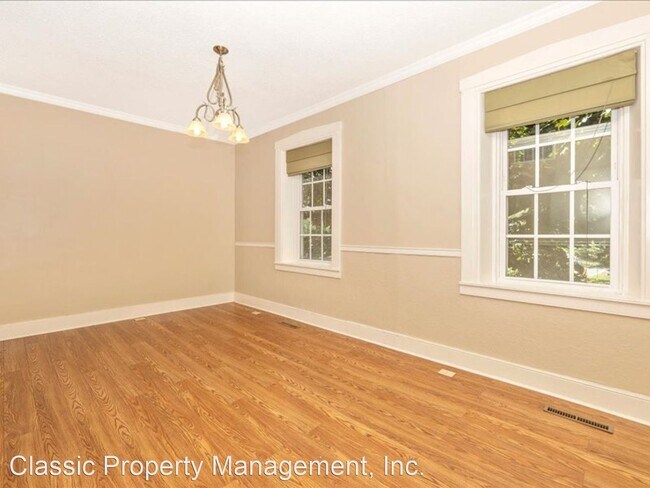 Building Photo - 4 br, 2 bath House - 2 Westside Avenue North