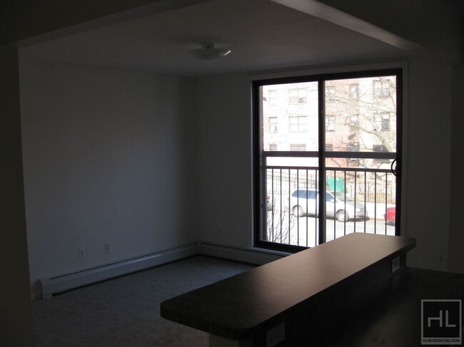 Building Photo - Luxury & Newly Renovated Studio in Bronx f...