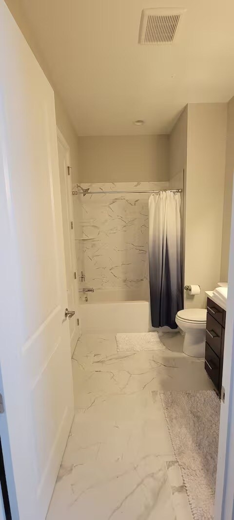 Building Photo - 1208 Commerce St