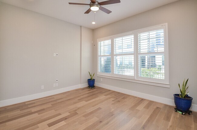 Building Photo - 12551 Malachite Wy