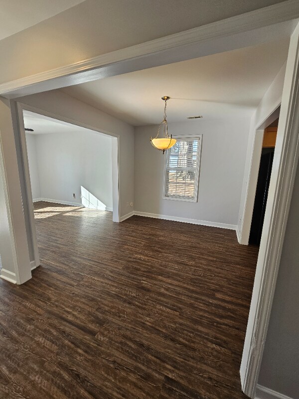 Building Photo - 527 Walter St