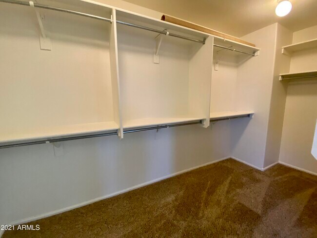 Building Photo - 2411 W Via Dona Rd