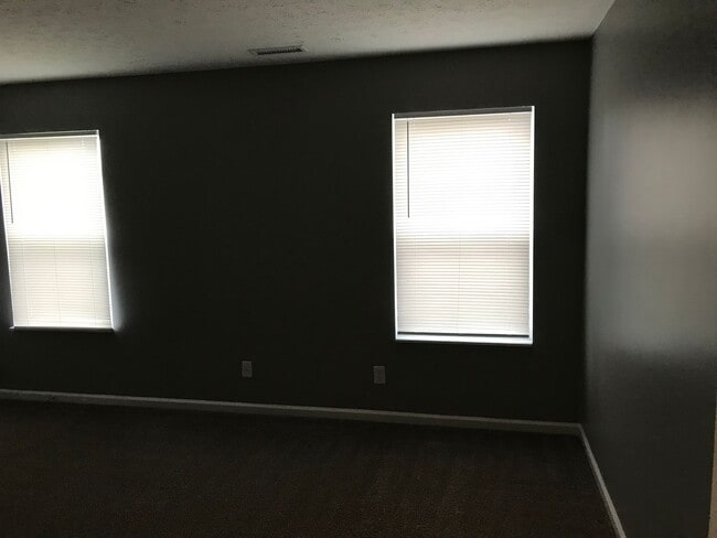 Building Photo - Warren Twp - 3 bedroom home