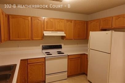 Building Photo - 102 Heatherbrook Ct