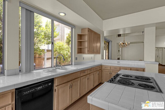 Building Photo - 29921 E Trancas Dr