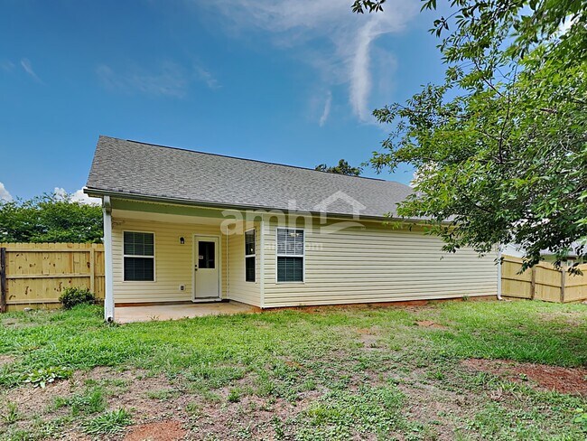 Building Photo - 621 Everlasting Way