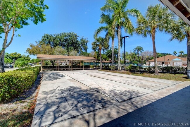 Building Photo - 8697 Sunbird Pl