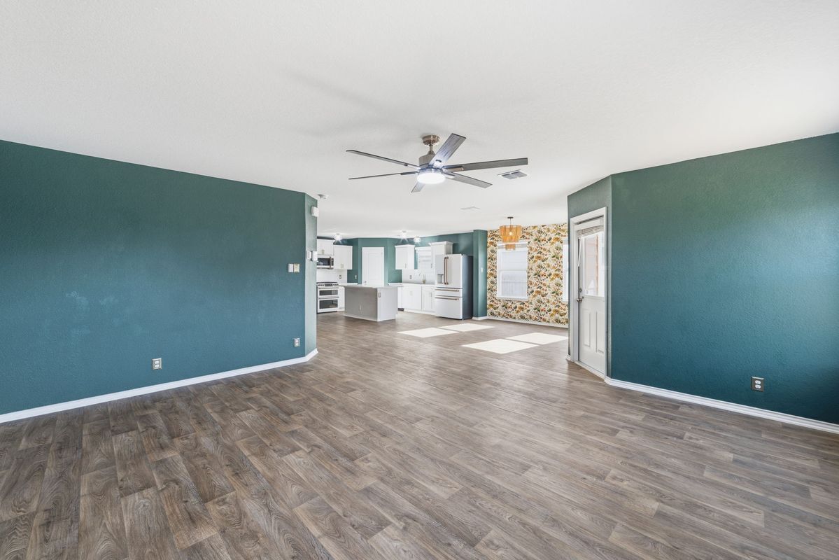 Building Photo - 10019 Bur Sedge