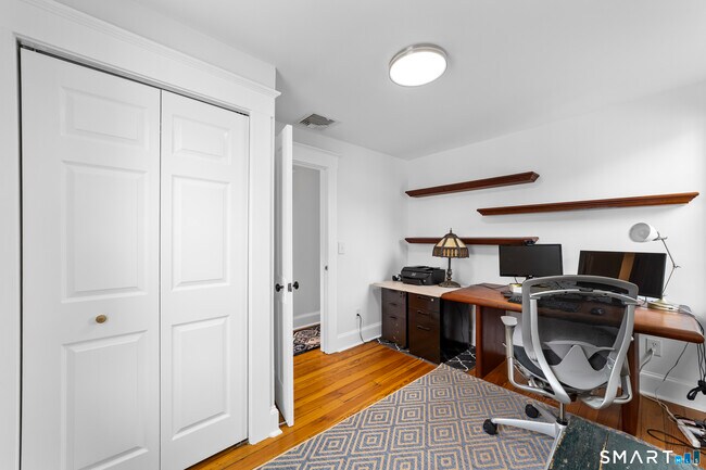 Building Photo - 3 Park Pl