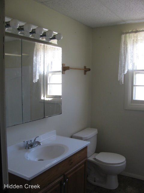 Building Photo - 245 Bamboo Rd