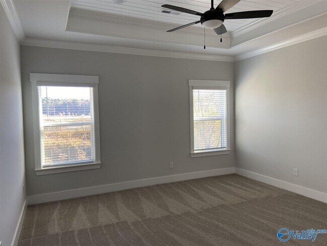 Building Photo - 440 Legend Oak Way SW