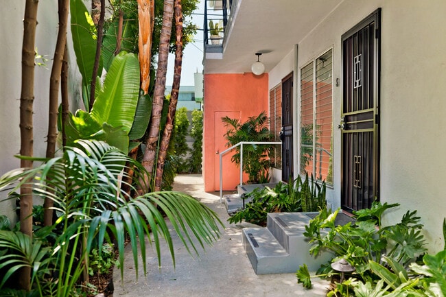 Garden Walkway - 1035 N Sierra Bonita Ave