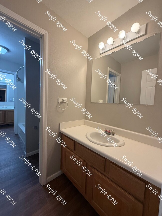 Building Photo - 315 Washington St