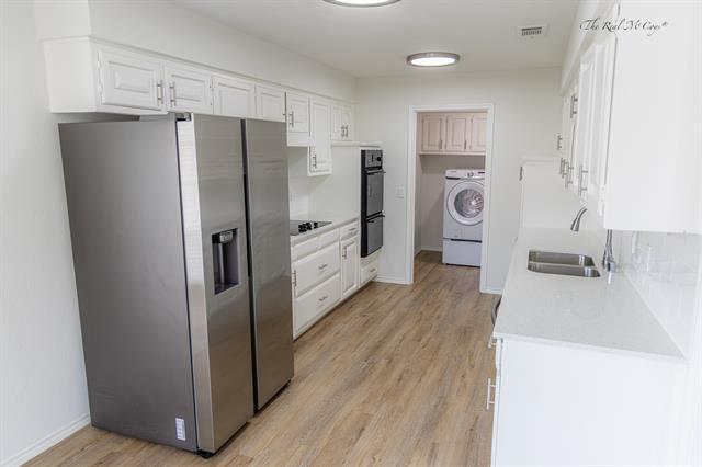 Building Photo - 2116 Teakwood Ln