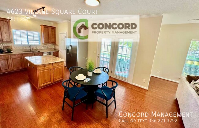 Building Photo - 4623 Village Square Ct