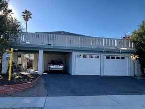 Building Photo - 2593bay