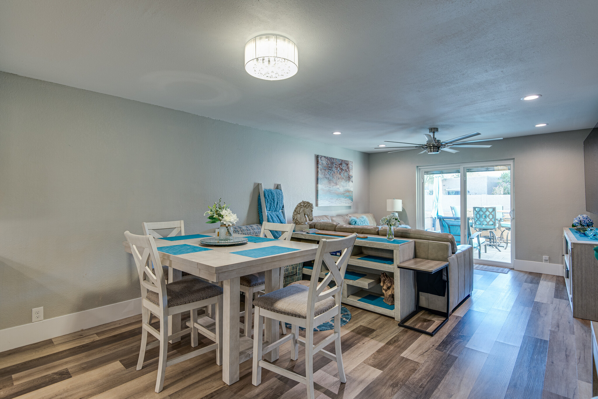 Counter top dining table - 4150 E Cactus Rd