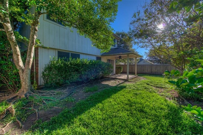 Building Photo - 13500 Dulles Ave