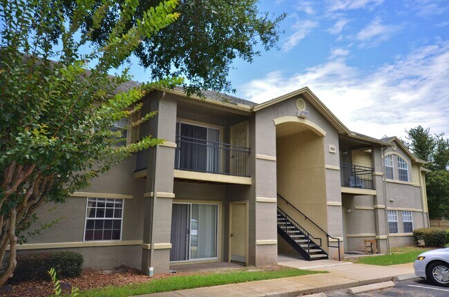 Building Photo - Windsor Park #924