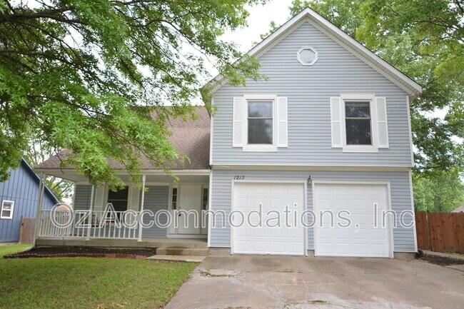 Primary Photo - 1213 E Butterfield Pl