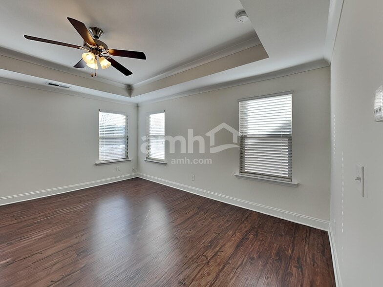 Building Photo - 1337 Weatherbrook Cir