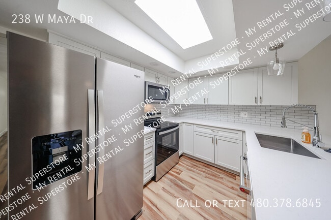Building Photo - 238 W Maya Dr