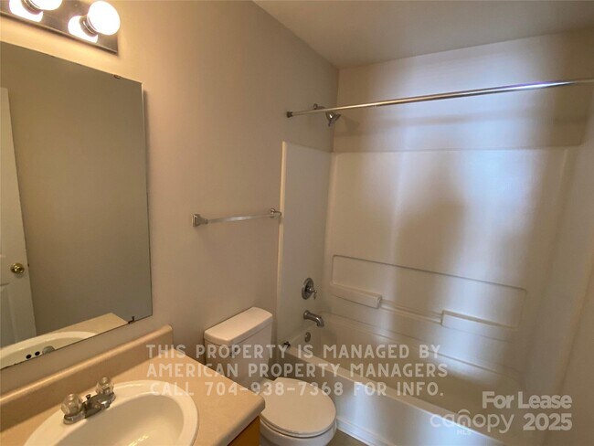 Building Photo - 1596 Matthew Allen Cir