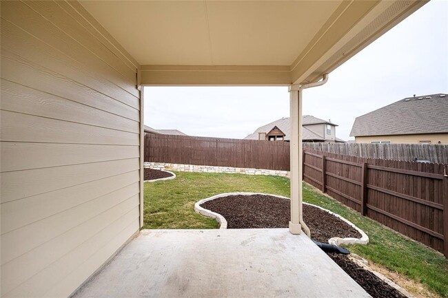 Building Photo - 266 Screech Owl Dr