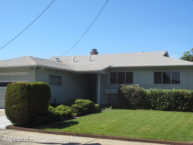 Building Photo - 3 br, 2 bath House - 24517 Townsend Ave.