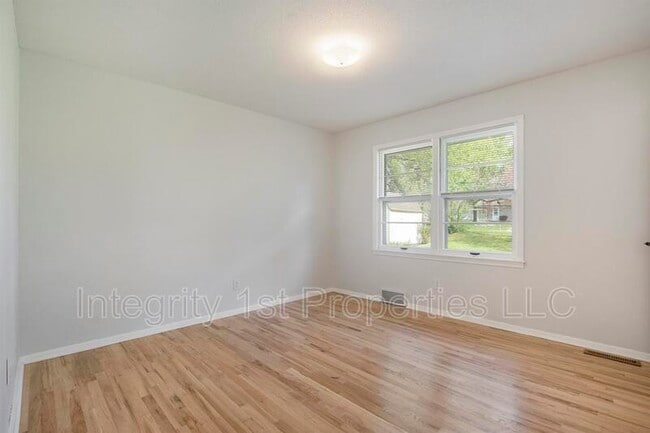 Building Photo - 9512 W 56th Terrace