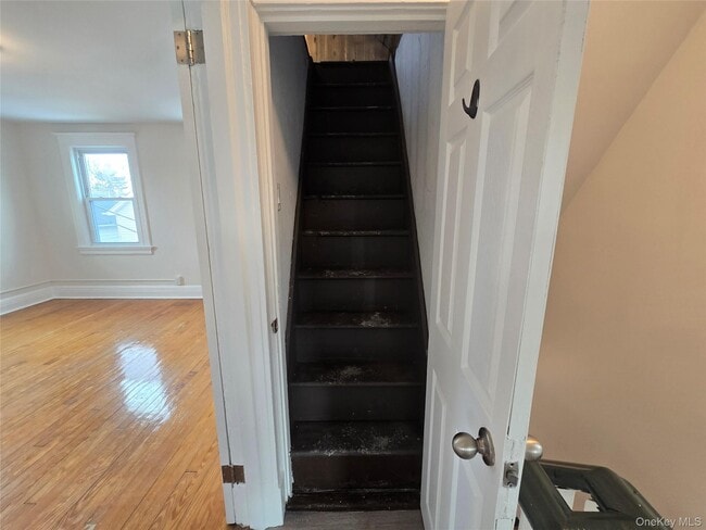 Building Photo - 10 Ohio Ave