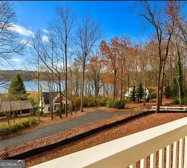 Building Photo - 35 Clearwater Dr