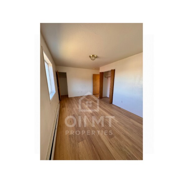 Building Photo - 1890 N Belmar Dr