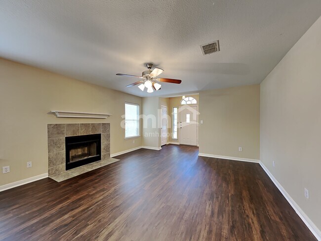 Building Photo - 8802 Gallop Chase