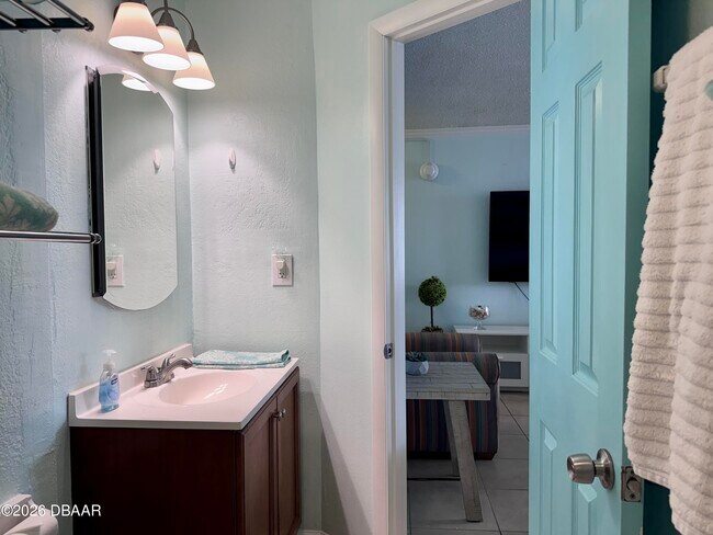 Building Photo - 935 S Atlantic Ave