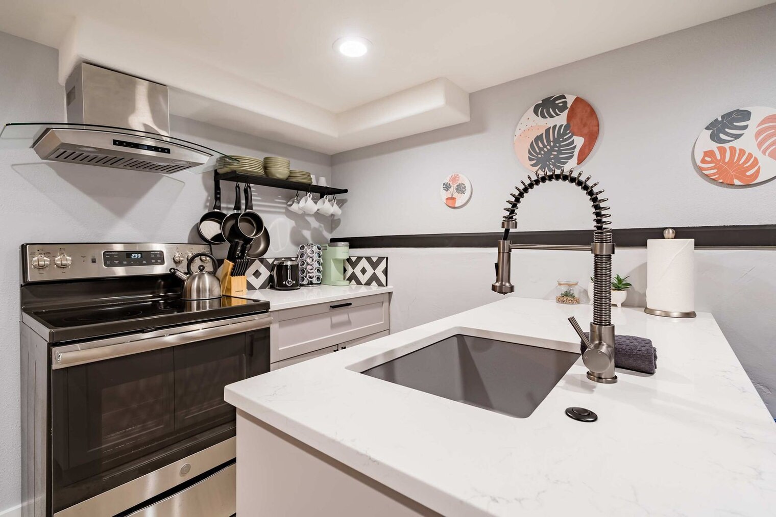 Building Photo - 1616 NW Northrup St