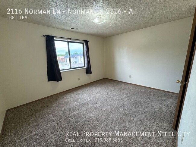 Building Photo - 2116 Norman Ln