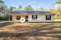 Building Photo - 3 Bedroom Pet-Friendly Home in Ellenwood, GA with Main Street Renewal