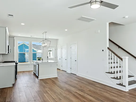 Building Photo - 507 Sound Dr