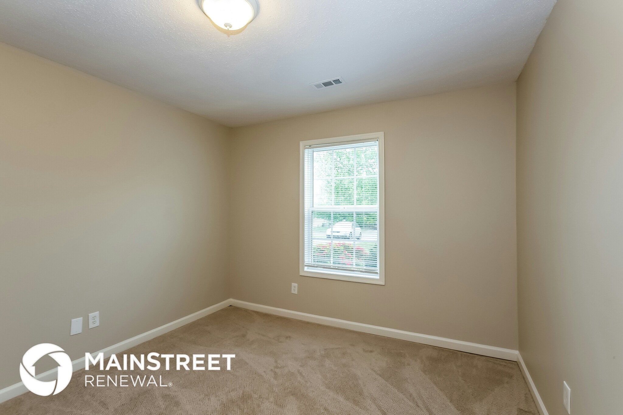 Building Photo - 110 Medford Cir